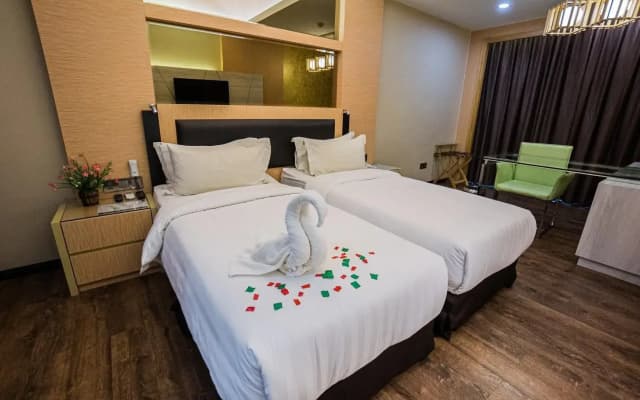 JC Mark Hotel - photo 5