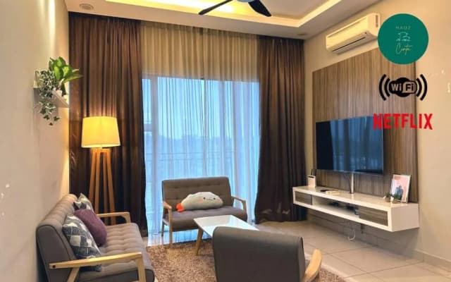 BUKIT INDAH 6pax WIFI NETFLIX 3 BEDROOM - photo 3