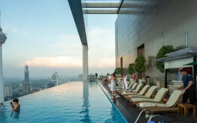 The Platinum KLCC by Holma - photo 4