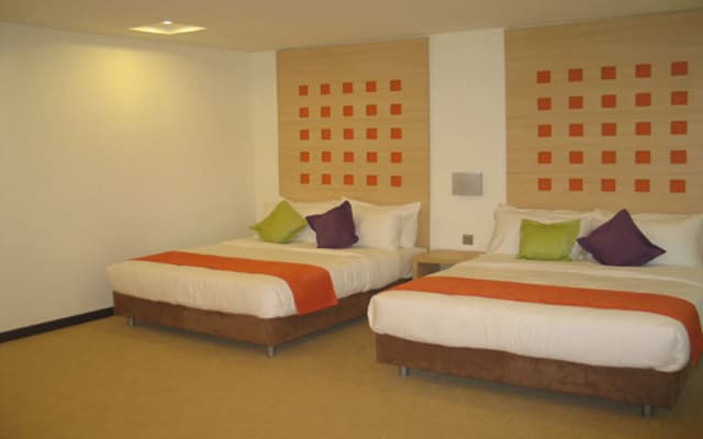 Hotel 98 - photo 3
