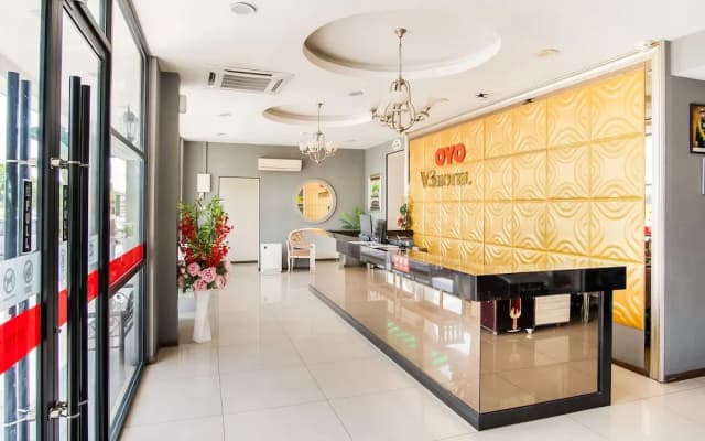 V3 Hotel Nusajaya - photo 2