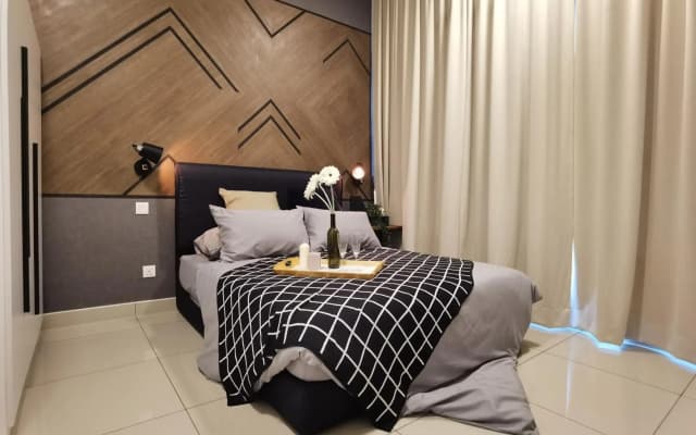 Luxurious Rustic Suite Conezion Botanical Garden IOI City Mall Putrajaya 5 plus 1 Paxs 3 Rooms 2 Baths - photo 4