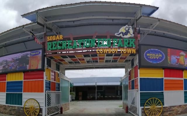 Segar Recreation Eco Park - photo 3