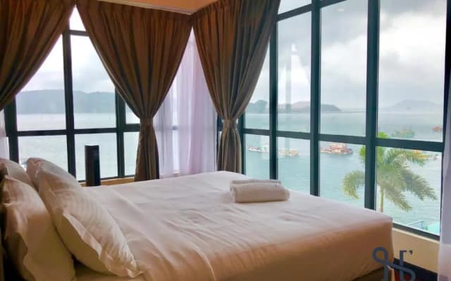 Homesuite' Home at Oceanus Pelagos - photo 5