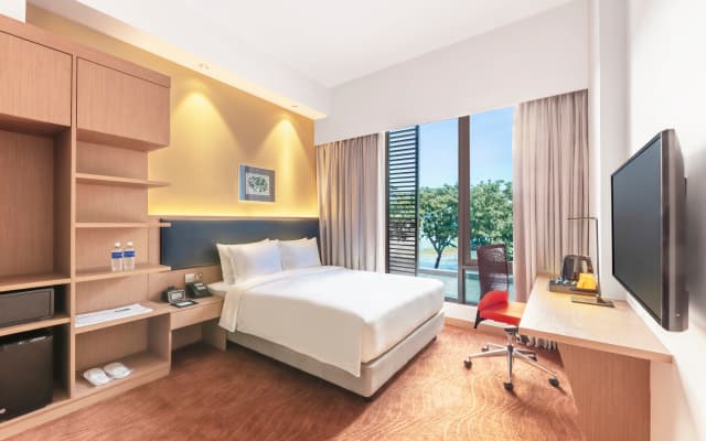 Hotel Holiday - photo 2