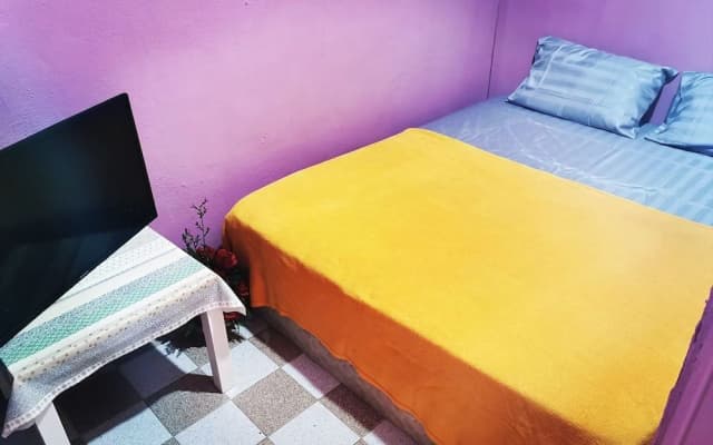 BOBI's Cafe Backpackers Hostel - photo 5