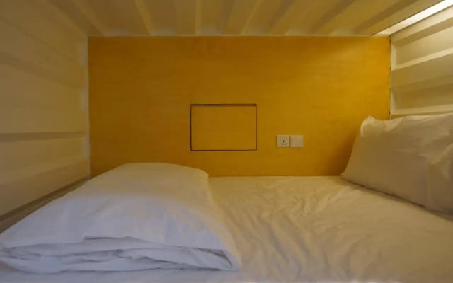 Container Hotel Penang - photo 4