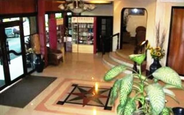 Royal Palms Hotel & Spa - photo 2