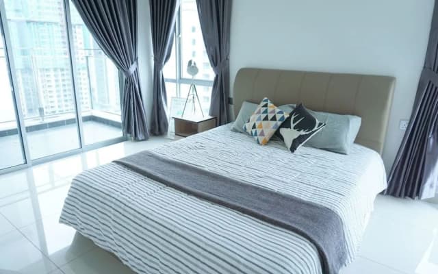 OYO Home 90420 Skyhabitat @ Meldrum Hills - photo 2