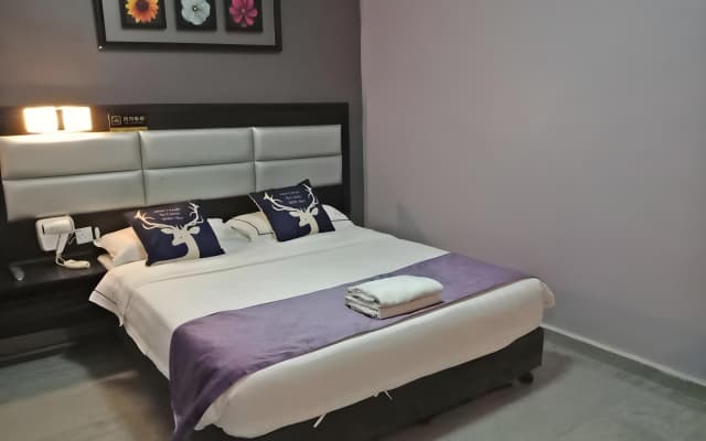 T Hotel - photo 3