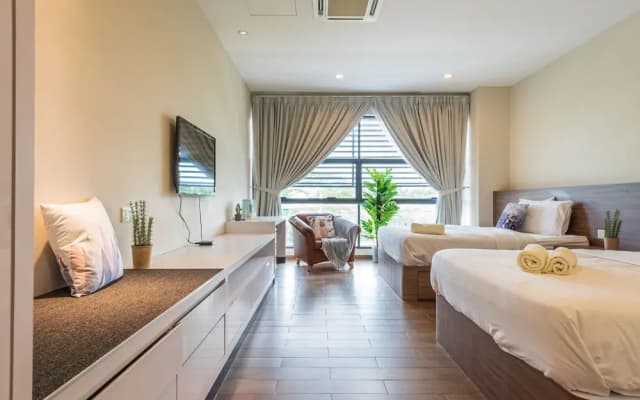 8500SF Rooftop Pool & Gym at Cyberjaya - photo 4