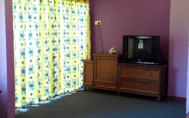 DJ Holiday Resort - photo 2