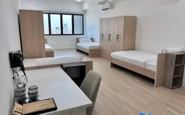 Upper Hotel Suites - photo 3