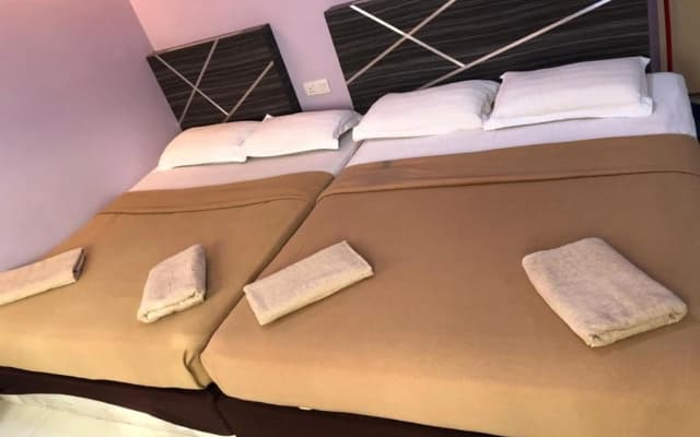 Al Huda Hotel - photo 4