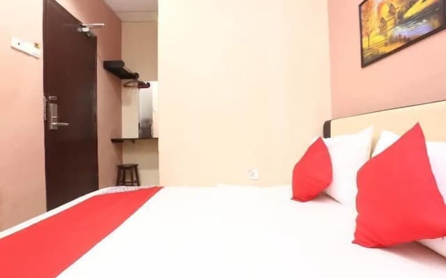Hotel O Destiny Riverside Hotel - photo 4