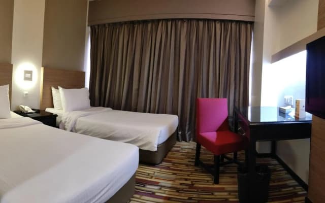 Harbour View Hotel - photo 5