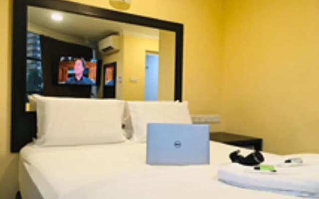 OYO 90428 City Times Inn Hotel - photo 4