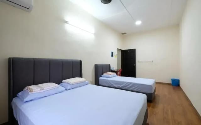 Comfortable Homestay in perai - photo 4