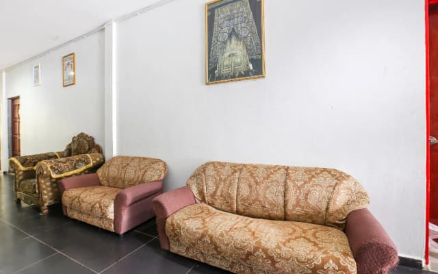 OYO 89933 Nun Hotel - photo 2