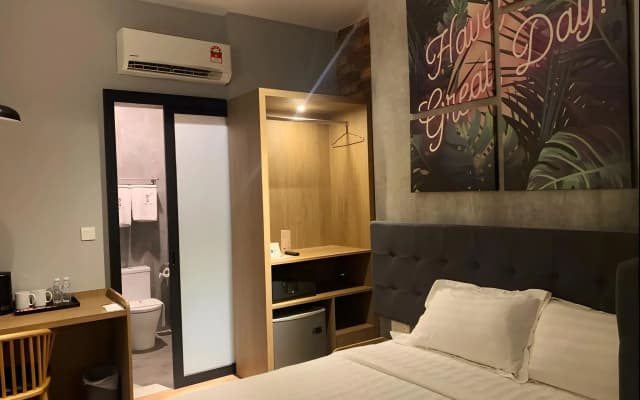 Brown Hotel - photo 3
