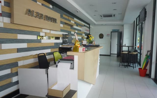 Sun Inns Hotel Ayer Keroh - photo 2