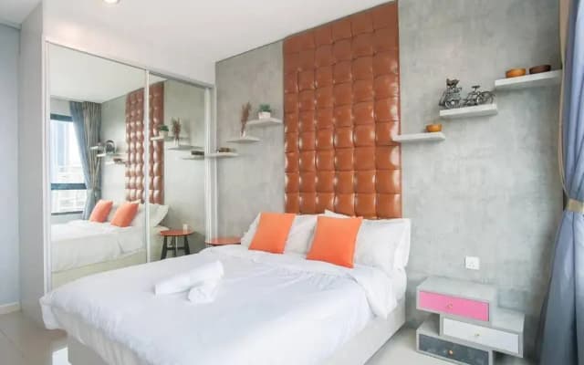 iCity 1Bedroom Apt Near Mall FREE PARKING & WIFI - photo 4