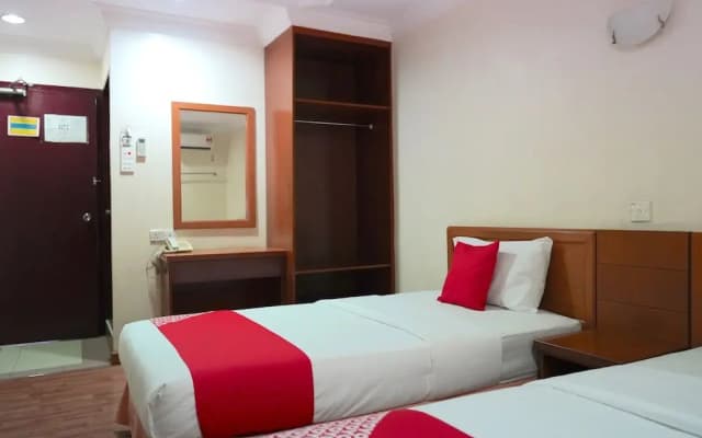 OYO 44051 Sunlight Inn - photo 5