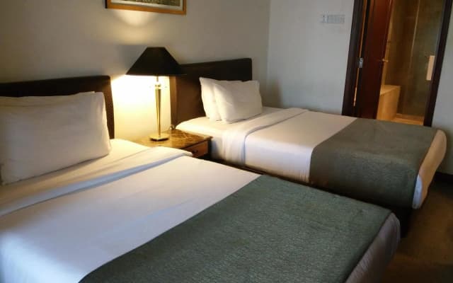 Times Private Serviced Suites - photo 2