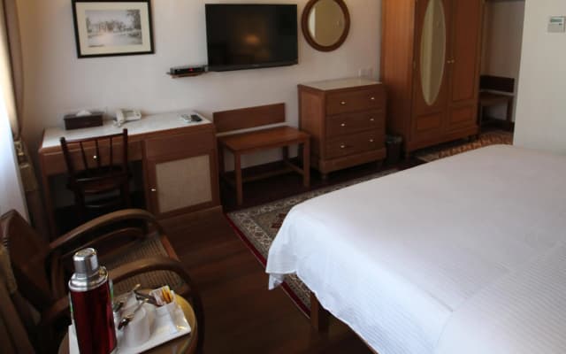 Nam Keng Hotel - photo 3