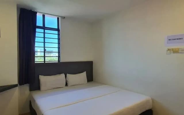 Hotel O Signature Inn Miri - photo 5