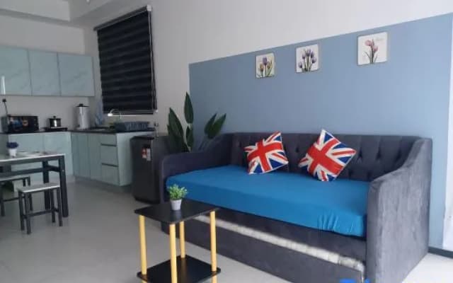 Aesthetic 2BR @ Urban Suite (Infinite Pool & Gym) - photo 2