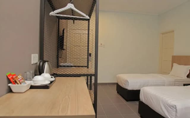 Hotel Ali Imran - photo 5