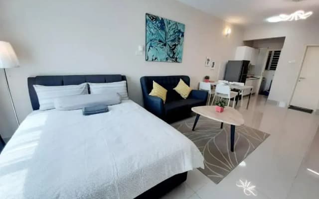 Homey Galleria Suite A 10 12 - photo 4