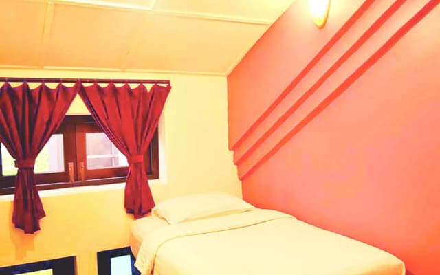 Classic Inn - photo 4