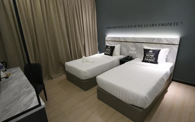 Hotel 99 Sepang Klia - photo 5