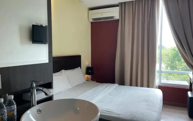 Zotel Business & Leisure Hotel - photo 4
