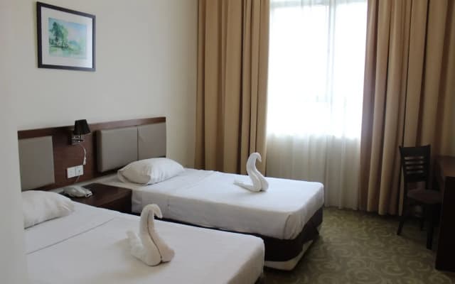 Seemsoon Hotel - photo 3