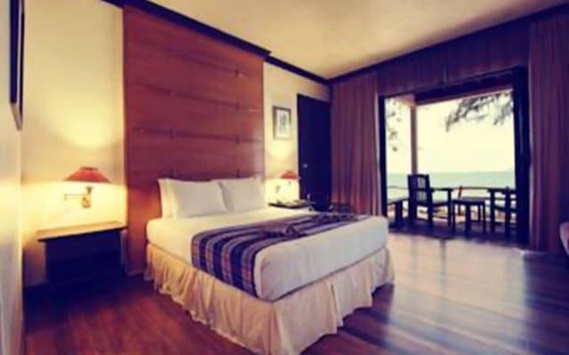 Sutra Beach Resort - photo 3