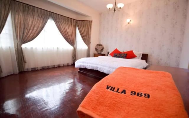 Homestay PD Villa 969 with Private Pool - photo 3