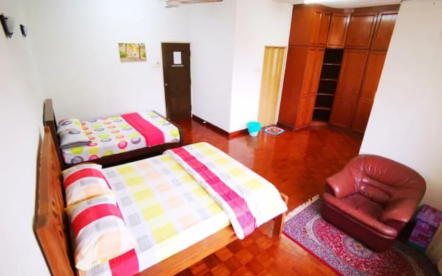 LPM Guesthouse - photo 4