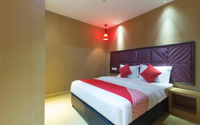 OYO 763 Tazara Hotel - photo 5