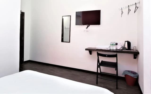 Madras Hotel - photo 3