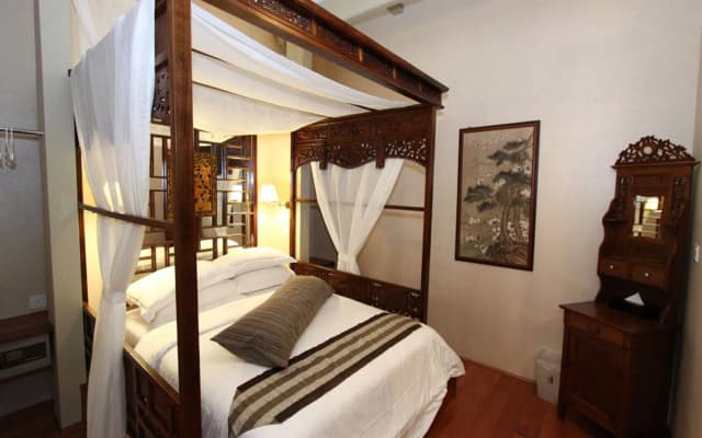 Courtyard @ Heeren Boutique Hotel - photo 3