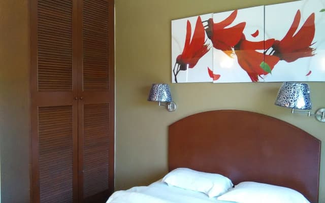 Casuarina Hotel - photo 4
