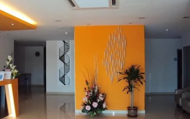 GM City Hotel - photo 2