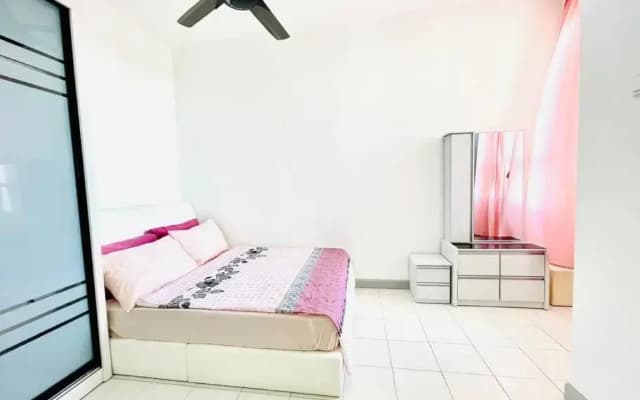 KT CITY HOMESTAY WITH 4 Bedrooms and POOL - photo 2