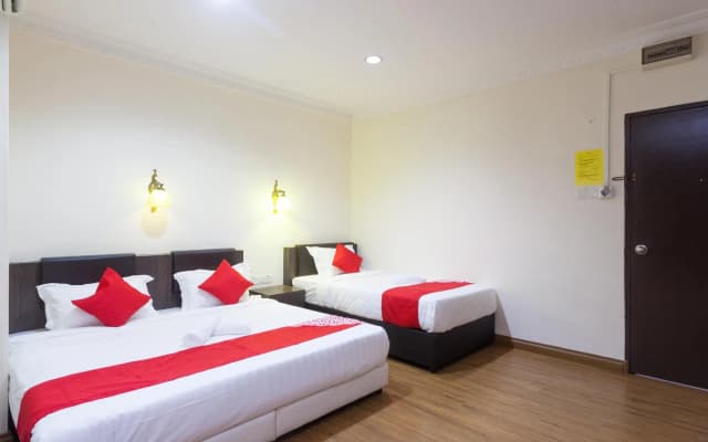 Hotel O T P Hotel - photo 2