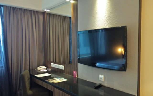 Hotel Royal Kuala Lumpur - photo 5