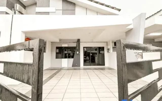 Mooncave Ipoh | 4BR Home for 10 Pax | Gunung Lang - photo 2