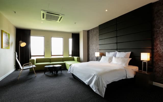 Lax Boutique Hotel - photo 5